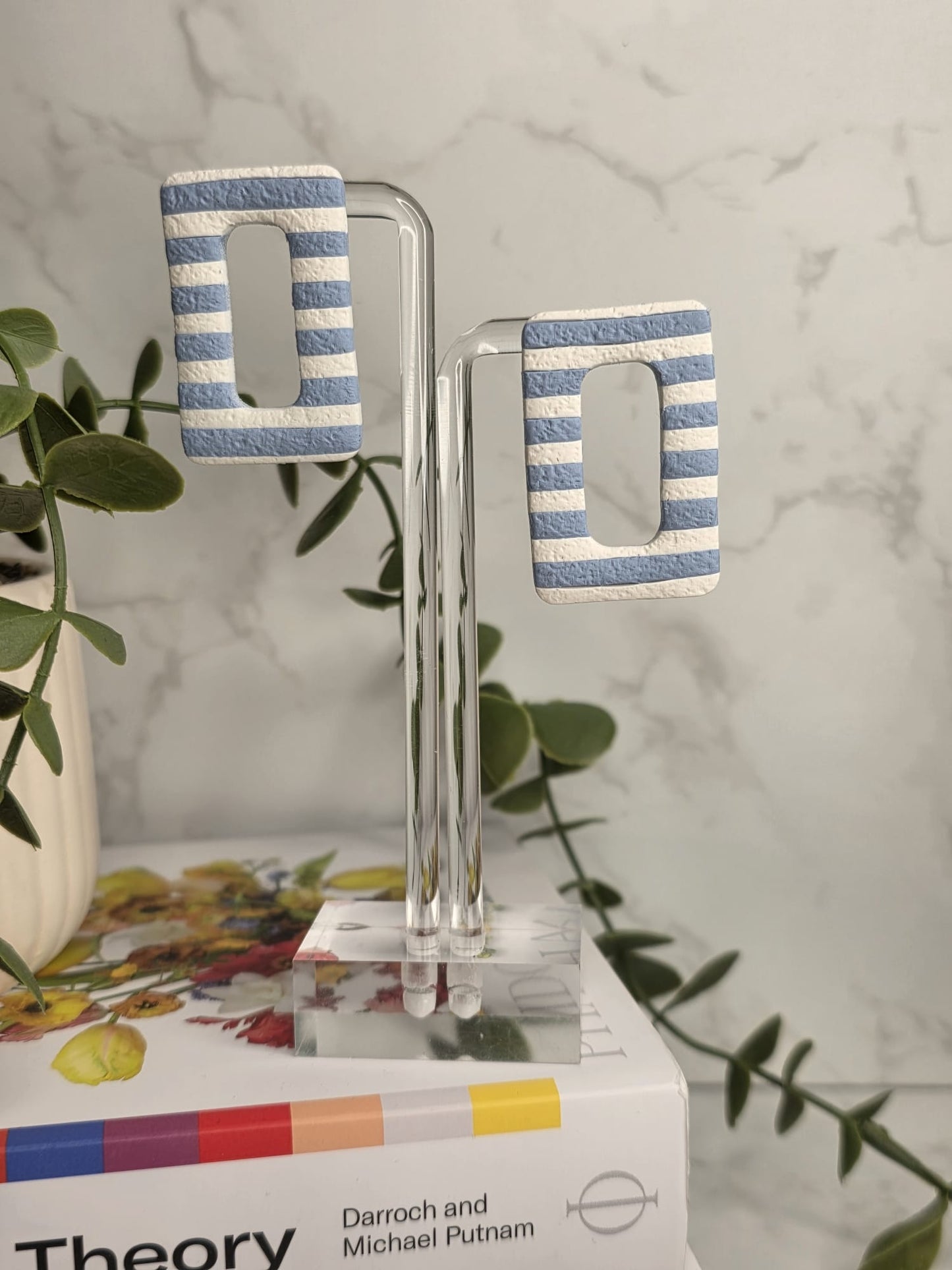 Pendientes FRANCISCA RAYAS AZUL CIELO-BLANCO