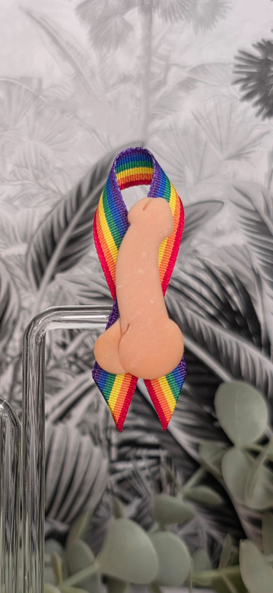 Pin LOVE IS LOVE